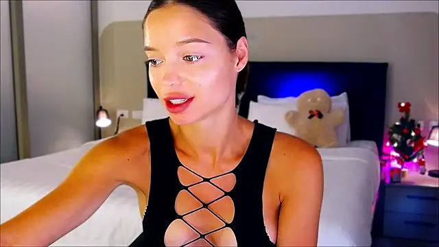 wow Mia online show from 01-12-25, 01:32