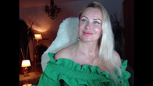 eyesangel22 online show from 01-25-25, 06:23