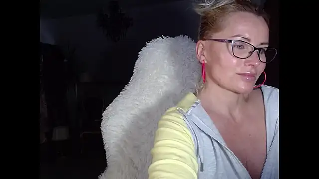 eyesangel22 online show from 01-26-25, 02:52