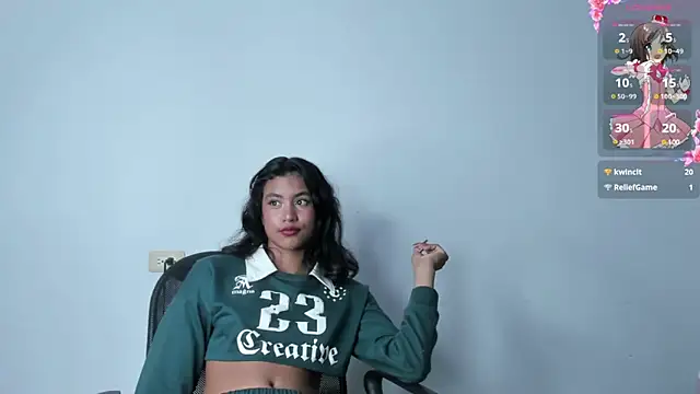 Snapshot of Applehot_LRR chatting on 02-11-25, 05:05 Applehot LRR online show from 02-11-25, 05:05