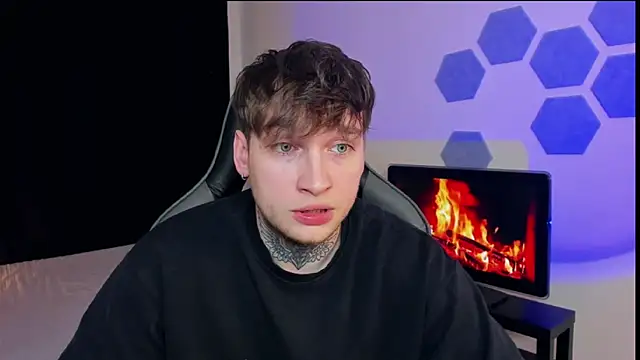 Chris Tyson online show from 02-12-25, 02:14