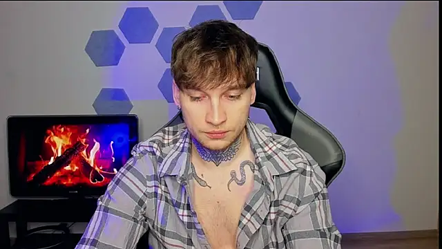 Chris Tyson online show from 03-13-25, 01:21