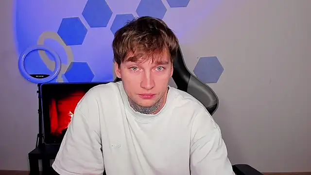 Chris Tyson online show from 10-25-25, 10:04