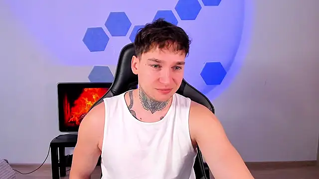 Chris Tyson online show from 12-16-25, 09:47