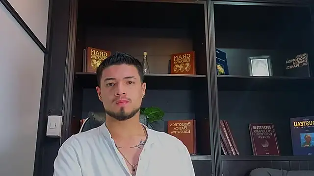 EdwardRoss  online show from 09-29-25, 08:13