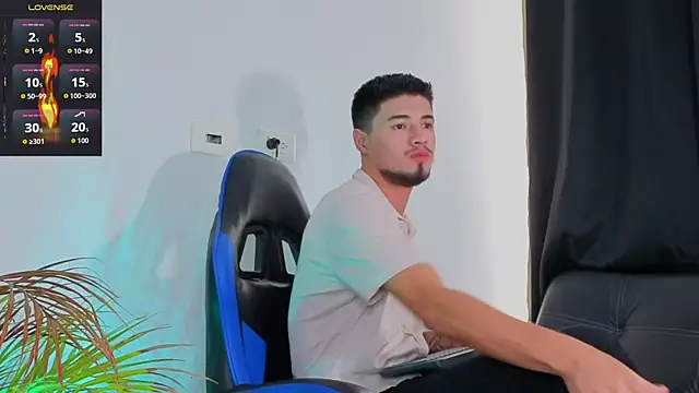 EdwardRoss  online show from 12-20-25, 08:05