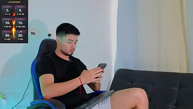 EdwardRoss  online show from 01-13-26, 08:03