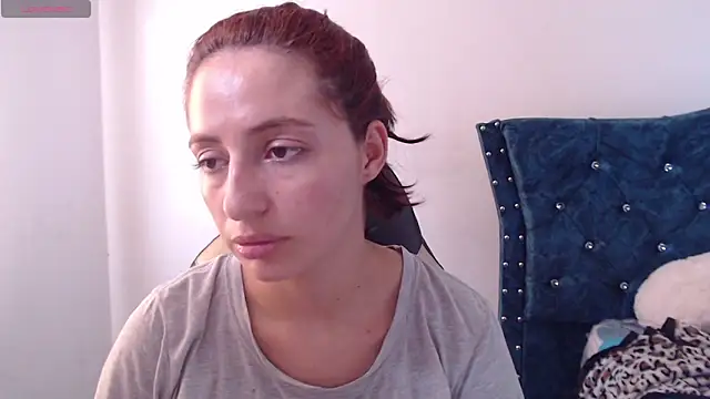 Kate lorens9 online show from 02-15-25, 06:12