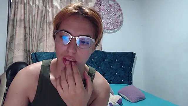 Kate lorens9 online show from 03-05-26, 10:50