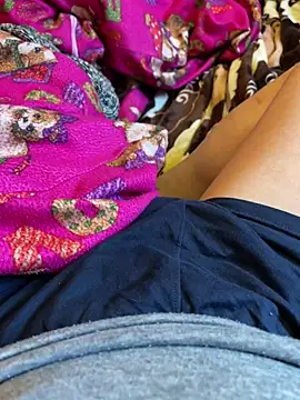 Snapshot of A6229 chatting on 02-03-25, 05:40 A6229 online show from 02-03-25, 05:40