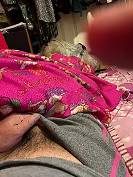 Snapshot of A6229 chatting on 02-28-25, 10:17 A6229 online show from 02-28-25, 10:17