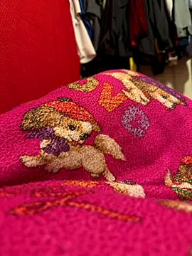 Snapshot of A6229 chatting on 10-29-25, 01:57 A6229 online show from 10-29-25, 01:57