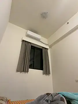 Snapshot of A6229 chatting on 12-01-25, 09:42 A6229 online show from 12-01-25, 09:42