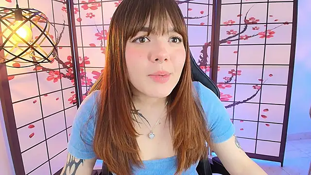 Snapshot of Fluffy_Bubble21 chatting on 10-08-25, 03:26 Fluffy Bubble21 online show from 10-08-25, 03:26