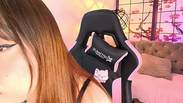 Fluffy Bubble21 online show from 01-08-26, 04:15