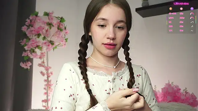 AmiLewis online show from 11-29-25, 01:08