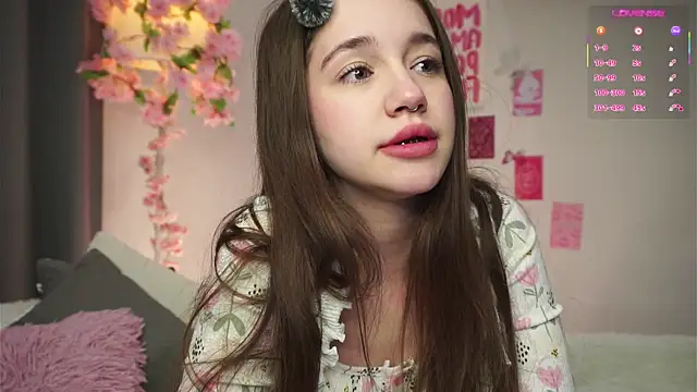 AmiLewis online show from 01-10-26, 01:07