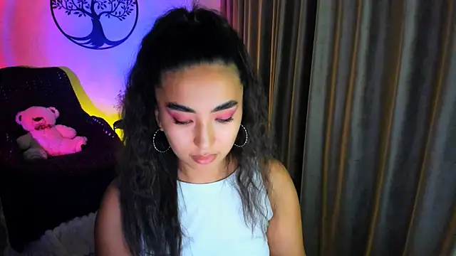 worldofkim online show from 11-19-25, 08:09