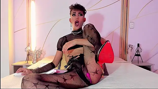 CheryHandsome online show from 02-13-25, 07:42