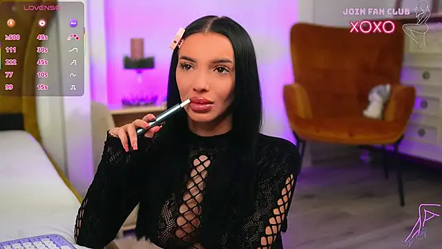 Snapshot of VelmaEvans chatting on 11-07-25, 11:16 VelmaEvans online show from 11-07-25, 11:16