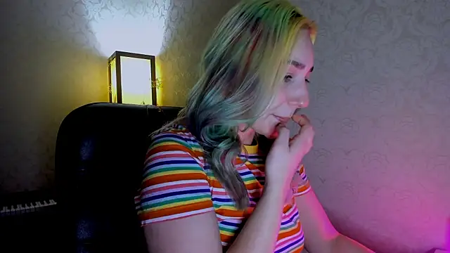 coraline meow online show from 01-29-25, 04:41