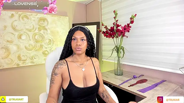 haiiley more online show from 12-04-24, 08:01