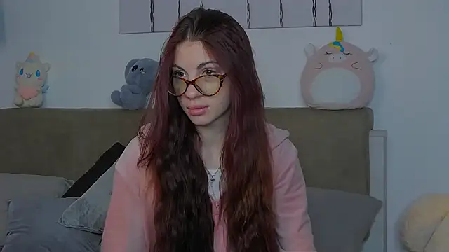 CassKiera online show from 10-18-25, 04:59