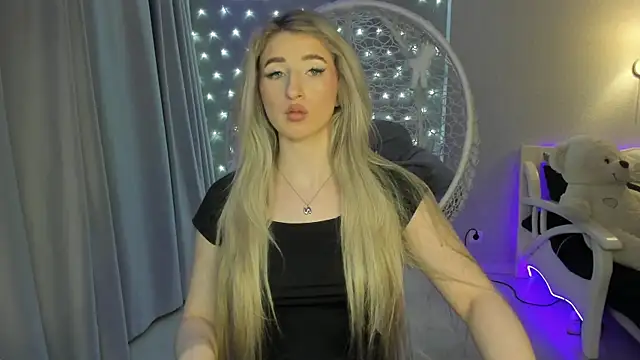 Snapshot of milky_waybaby chatting on 09-27-25, 03:06 milky waybaby online show from 09-27-25, 03:06