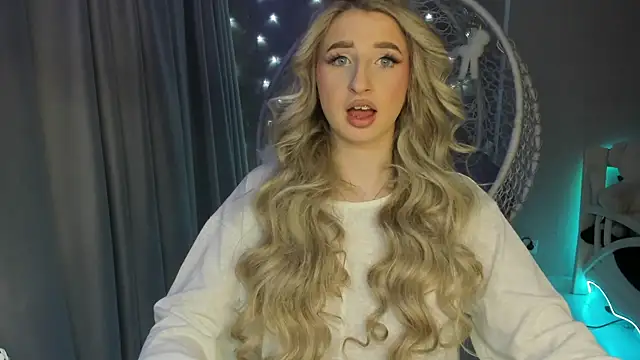 Snapshot of milky_waybaby chatting on 10-01-25, 07:31 milky waybaby online show from 10-01-25, 07:31