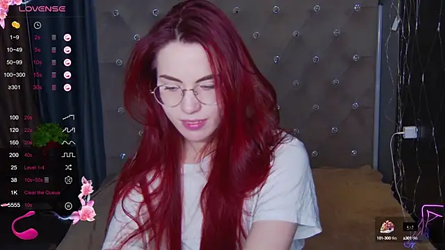 EmilyKents online show from 02-27-25, 04:41