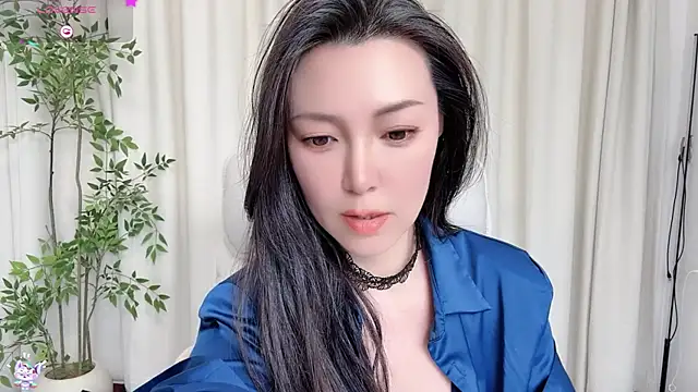 Snapshot of Ada-xixi chatting on 07-11-26, 06:27 Ada-xixi online show from 07-11-26, 06:27