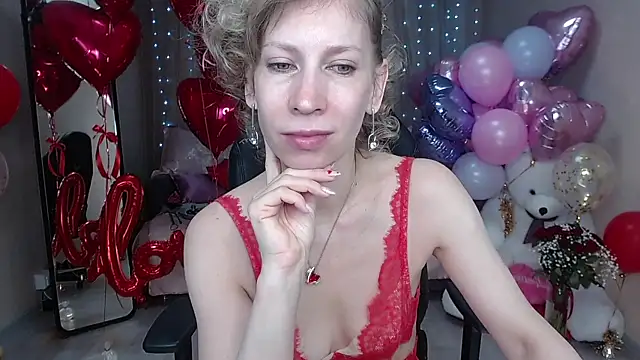 AdrianaSea online show from 02-15-25, 04:03