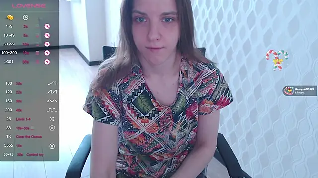 LisaHeart online show from 01-31-25, 06:35