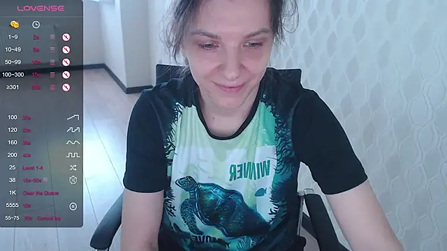 LisaHeart online show from 10-15-25, 11:32