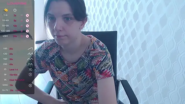 Snapshot of LisaHeart chatting on 07-20-26, 11:23 LisaHeart online show from 07-20-26, 11:23