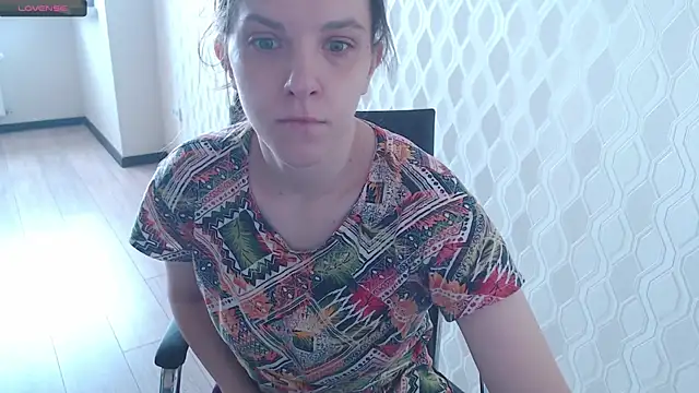 Snapshot of LisaHeart chatting on 07-24-26, 01:09 LisaHeart online show from 07-24-26, 01:09