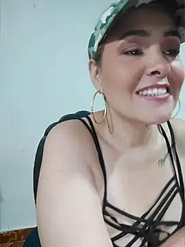 Snapshot of Miss_Agatha chatting on 04-18-26, 12:25 Miss Agatha online show from 04-18-26, 12:25