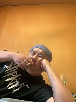 punk0805 online show from 09-29-25, 06:18