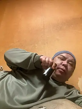 punk0805 online show from 02-14-26, 05:10