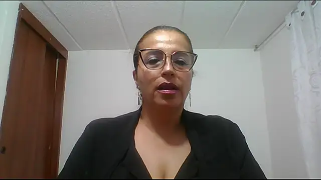 RossanaLionheart online show from 02-11-25, 07:38