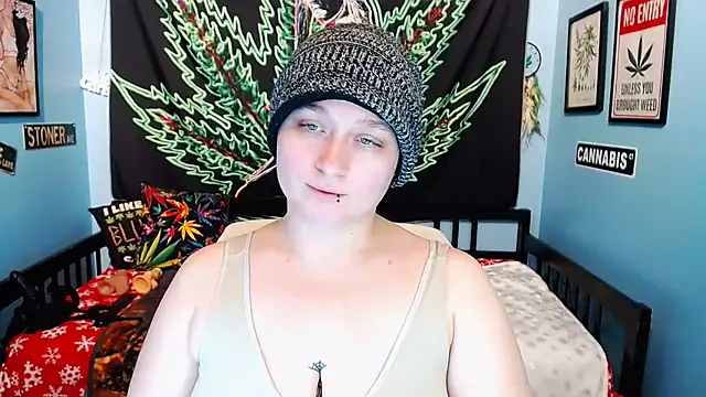 Chloenightmare online show from 02-08-25, 12:49