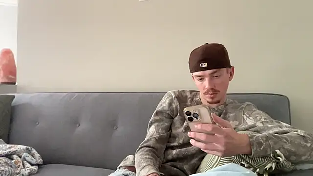 younghungginger online show from 11-13-25, 09:03