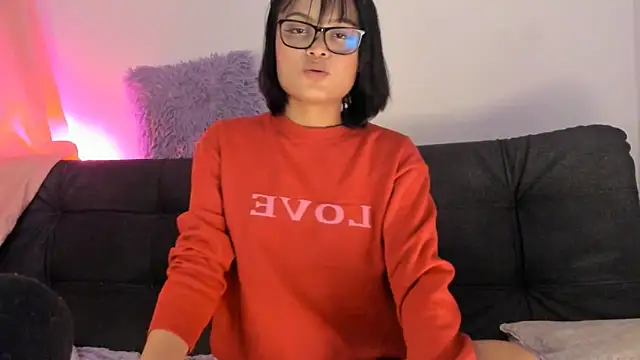 Snapshot of unu_nai chatting on 03-02-25, 02:41 unu nai online show from 03-02-25, 02:41