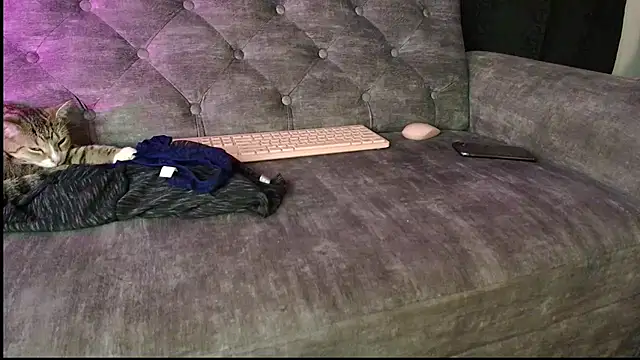 Snapshot of unu_nai chatting on 11-03-25, 01:19 unu nai online show from 11-03-25, 01:19