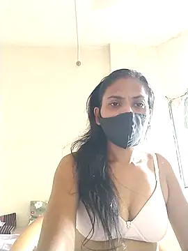 Snapshot of sunita6009 chatting on 06-22-26, 03:25 sunita6009 online show from 06-22-26, 03:25