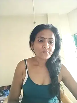 Snapshot of sunita6009 chatting on 06-23-26, 10:24 sunita6009 online show from 06-23-26, 10:24