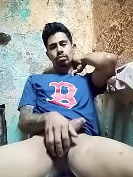 Snapshot of pene_latinoriico chatting on 01-02-25, 02:43 pene latinoriico online show from 01-02-25, 02:43