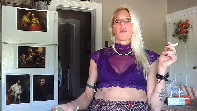 Snapshot of Glamazonx chatting on 10-17-25, 10:34 Glamazonx online show from 10-17-25, 10:34