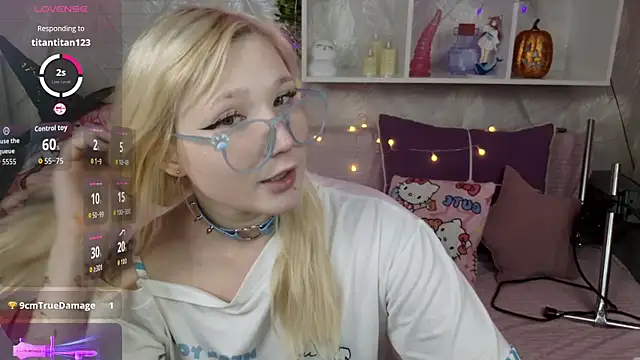 MeowkaKitty online show from 10-29-25, 02:03