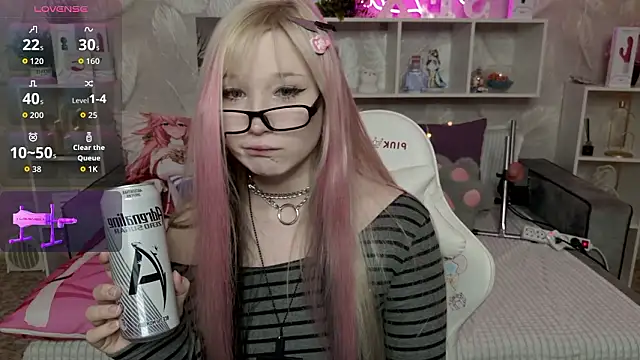 MeowkaKitty online show from 03-22-26, 01:42